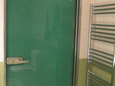 Εσωτερική πόρτα με χρώμα